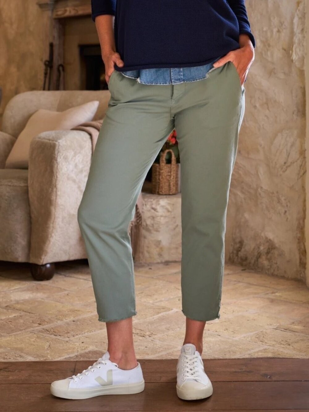 Frank & Eileen Green Wicklow Chino Pants Women Size 10 Crop Raw Hem Flax Cotton